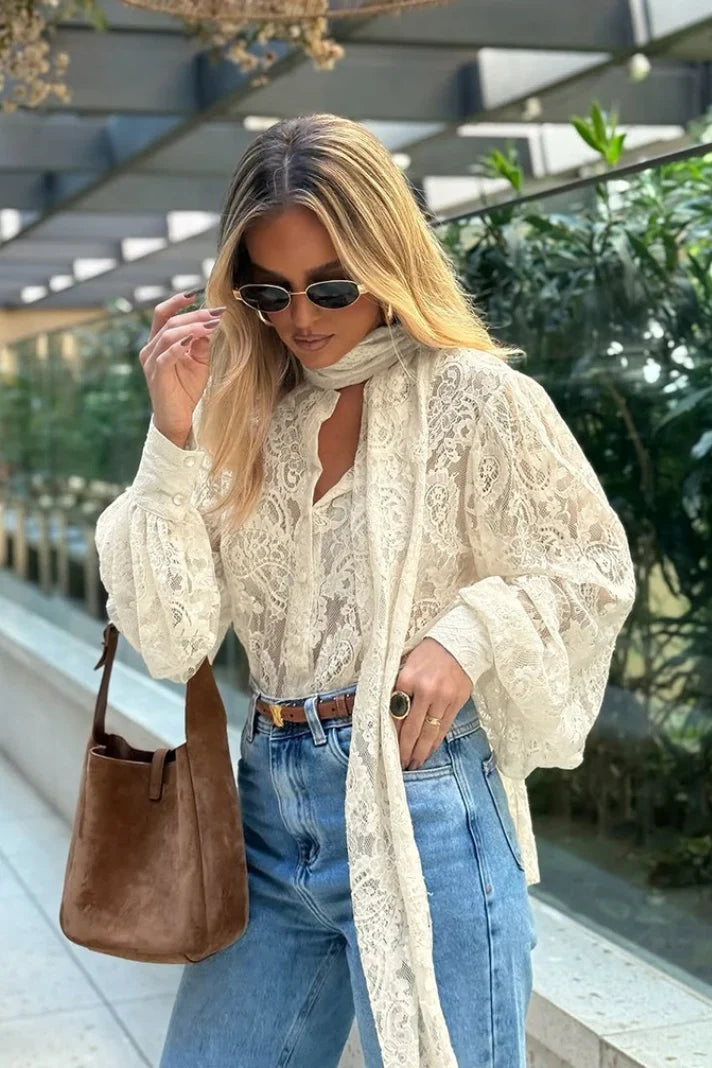 Damen Transparente Spitzenbluse mit Schleifenkragen Aprikose