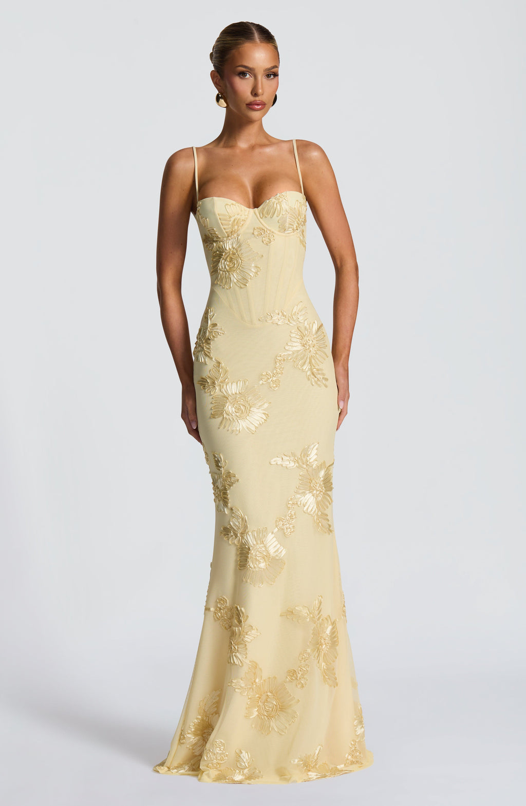 Elegantes Damen-Maxikleid mit Spaghettiträgern für Sommerhochzeit Gäste