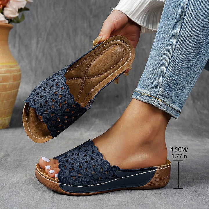 Stilvolle sommerliche Sandalen in Fischform für Damen