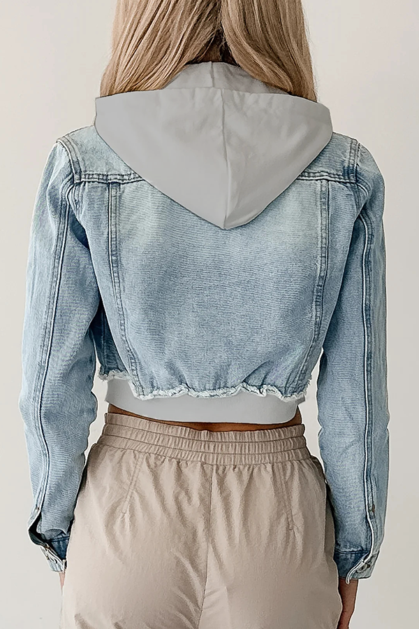 Lässige Jeansjacke mit Kapuze und Patchwork-Muster