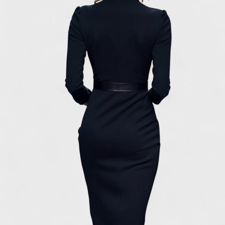 Elegant pencil dress with belt for a sophisticated style