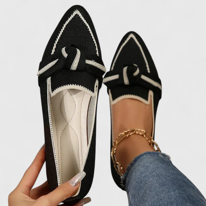 Damen-Loafer in Strickoptik mit spitzer Form, Paaransicht von schräg oben