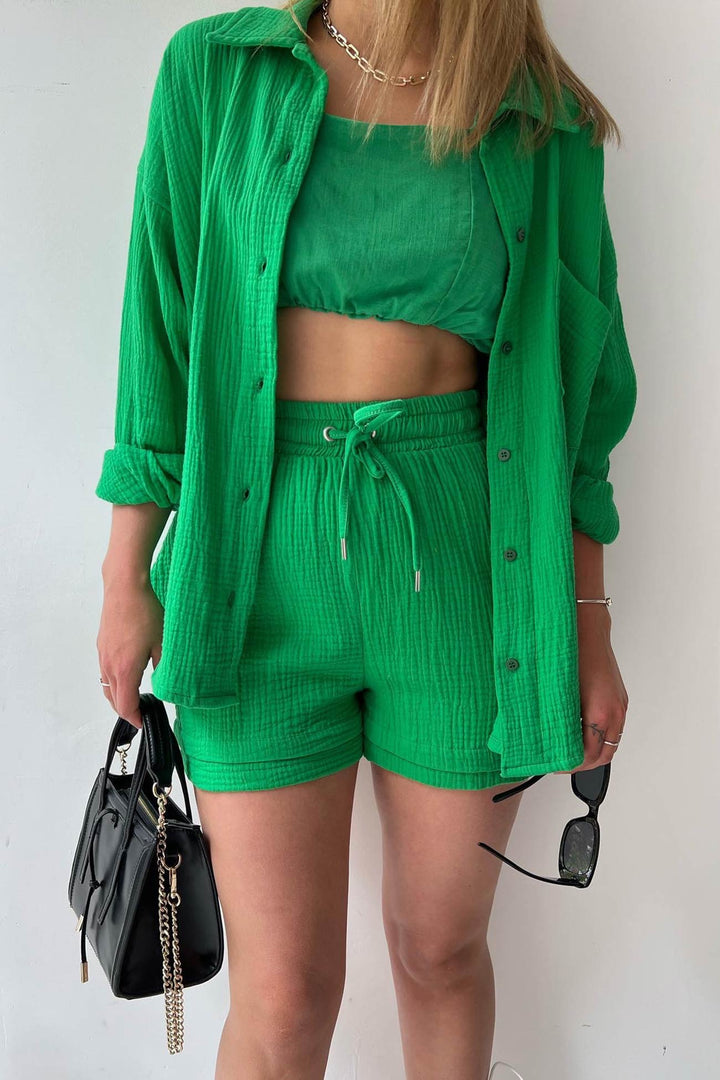 Damen Zweiteiler mit knopfförmiger Front und kurzen Shorts