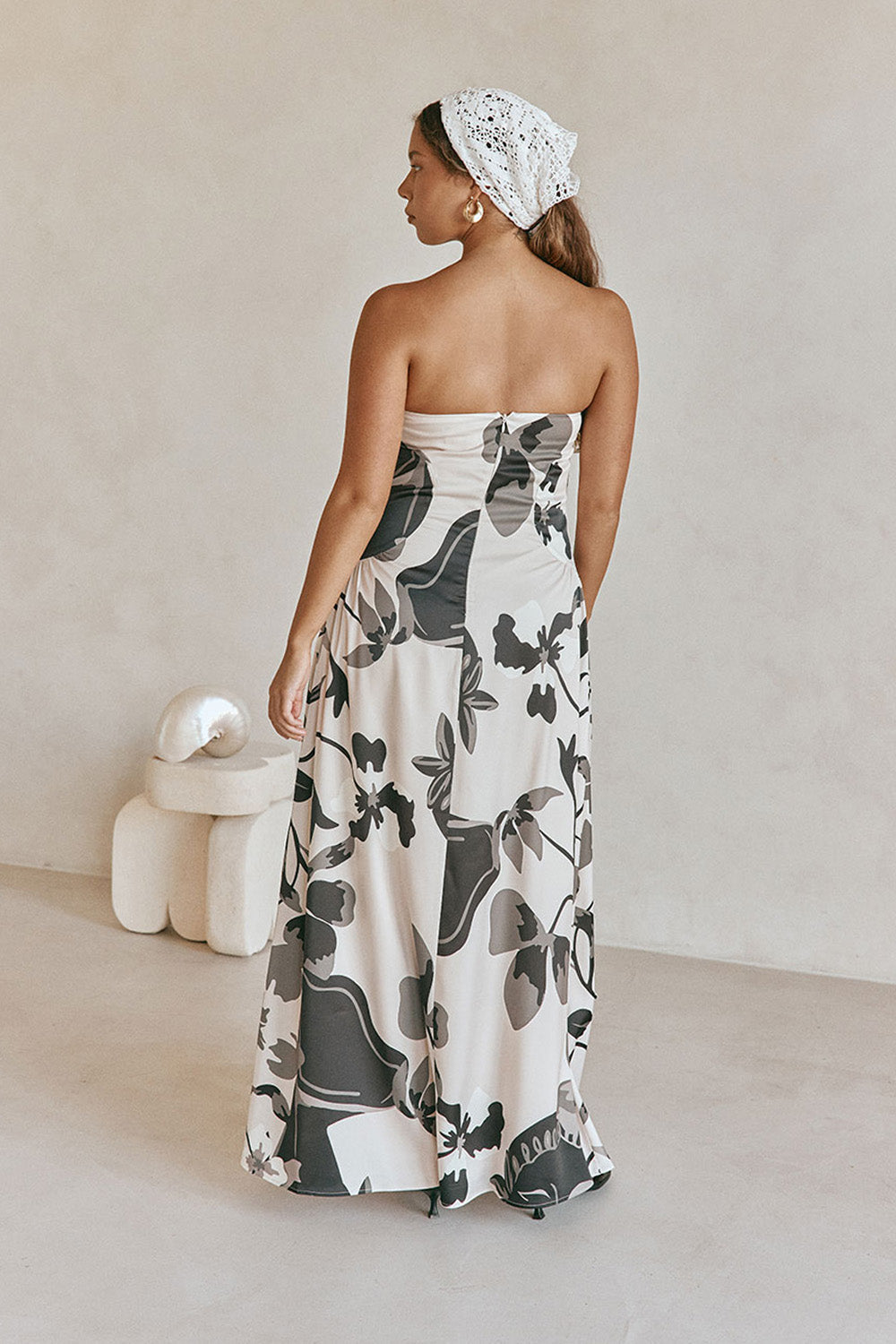 Damen Midikleid mit Muster und fließendem Rockteil