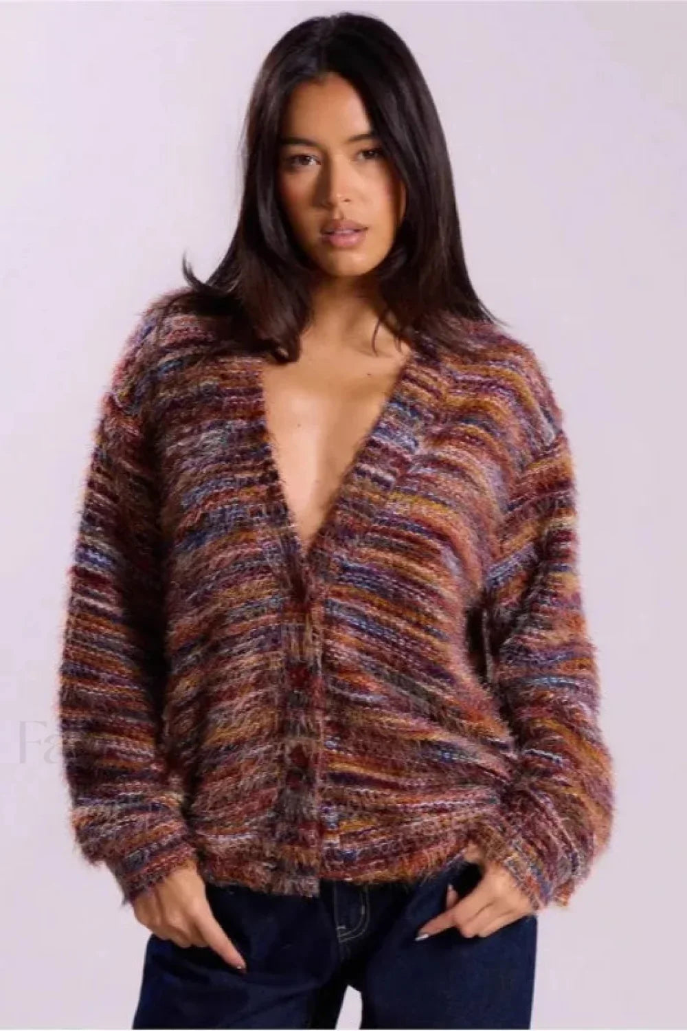 Gemütliche Vintage-Streifen Strickjacke mit V-Ausschnitt
