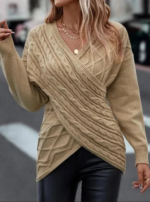Schicker leichter gestrickter Pullover für Damen