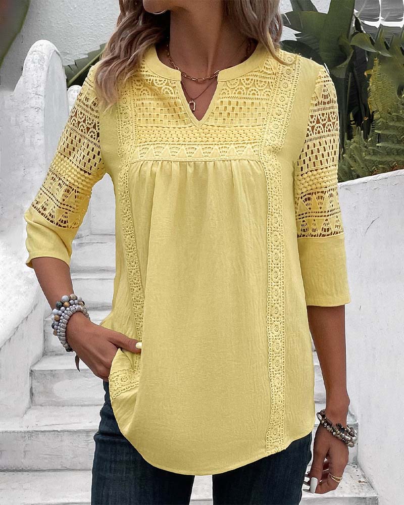 Damenbluse im Leinen-Look mit Spitzenbesatz – Elegantes und luftiges Oberteil