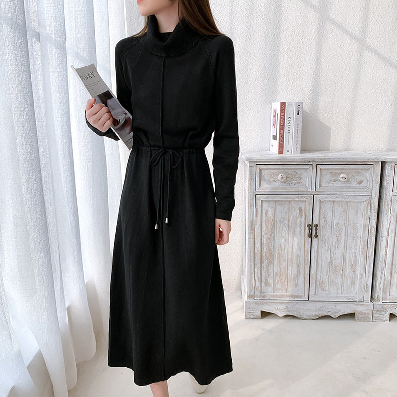 Bequemes Damen-Strickkleid mit gerader Passform, stilvolle Produktansicht