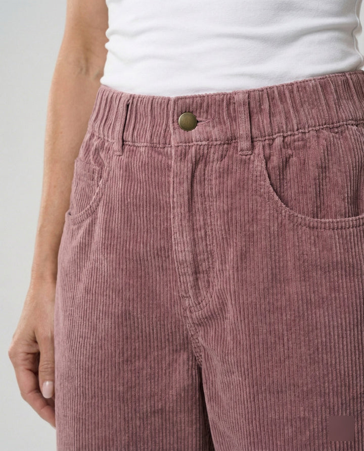 Damenhose im Wide-Leg-Schnitt mit hohem Taillenbund