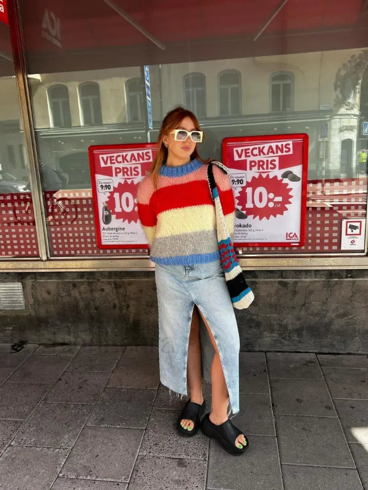 Bunter gestreifter Strickpullover für lässig schicke Looks