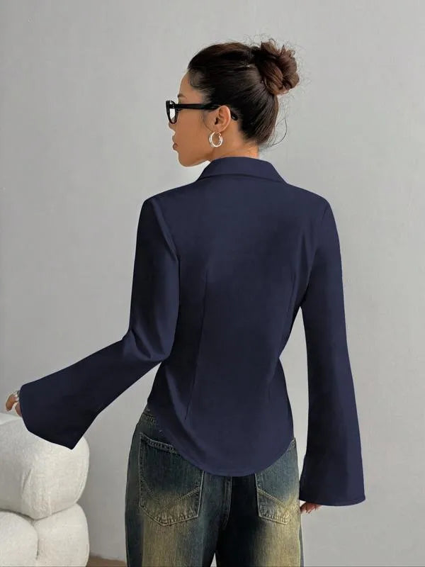 Elegante Bluse für Damen als vielseitiges Oberteil in Nahaufnahme