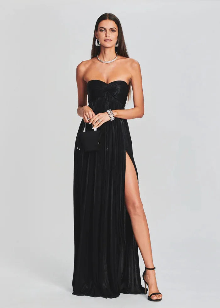 Schickes silbernes trägerloses Abendkleid