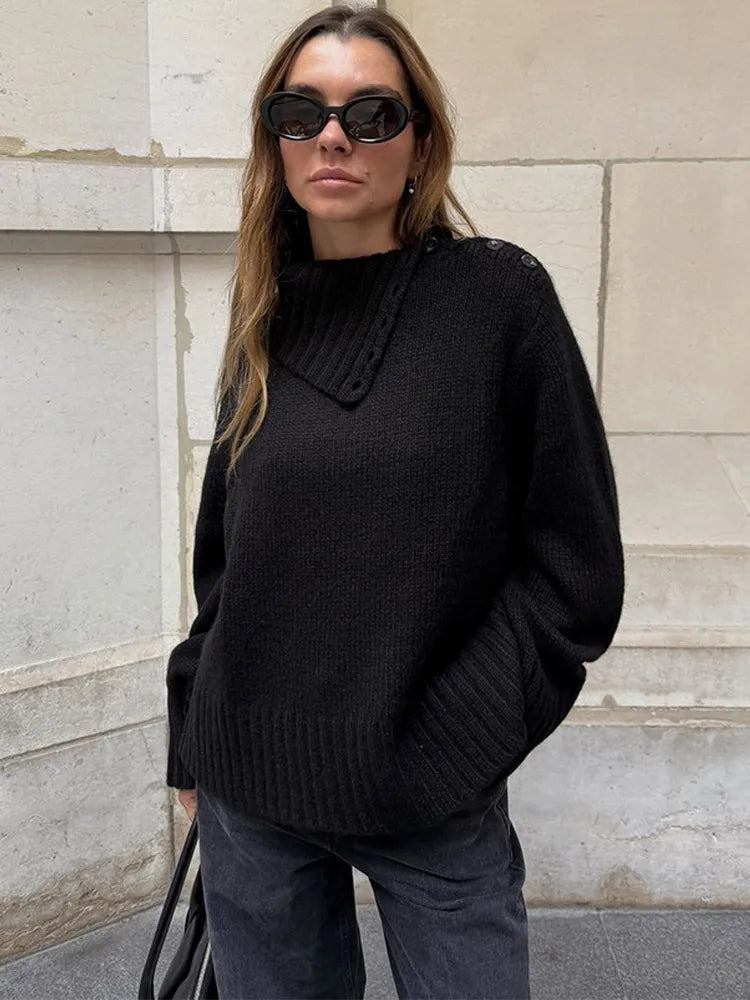 Gemütlicher Pullover mit Knopf-Stehkragen und lockerem Schnitt