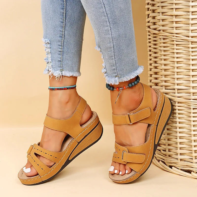 Lurenza® | Bequeme Sommer-Klettsandalen mit Keilsohle