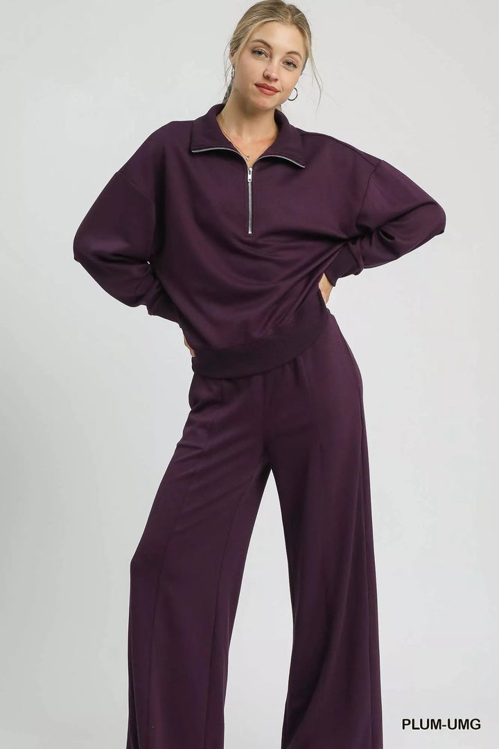 Lässiger kuscheliger Pullover mit halbem Reißverschluss