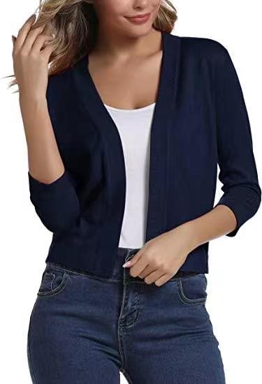 Women's Short Cardigan with Three-Quarter Sleeves