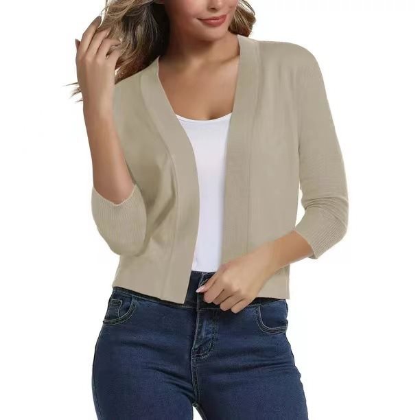 Women's Short Cardigan with Three-Quarter Sleeves