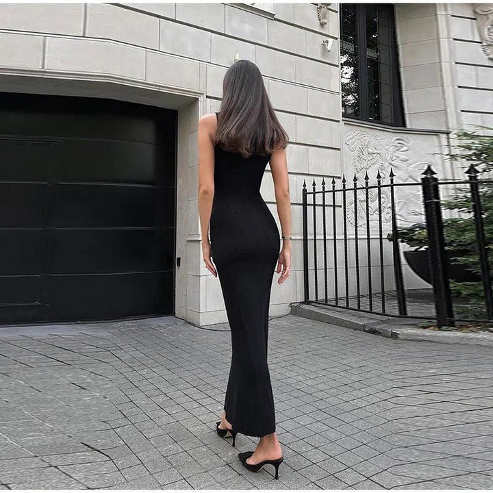 Weiches gestricktes, geripptes Bodycon-Midikleid