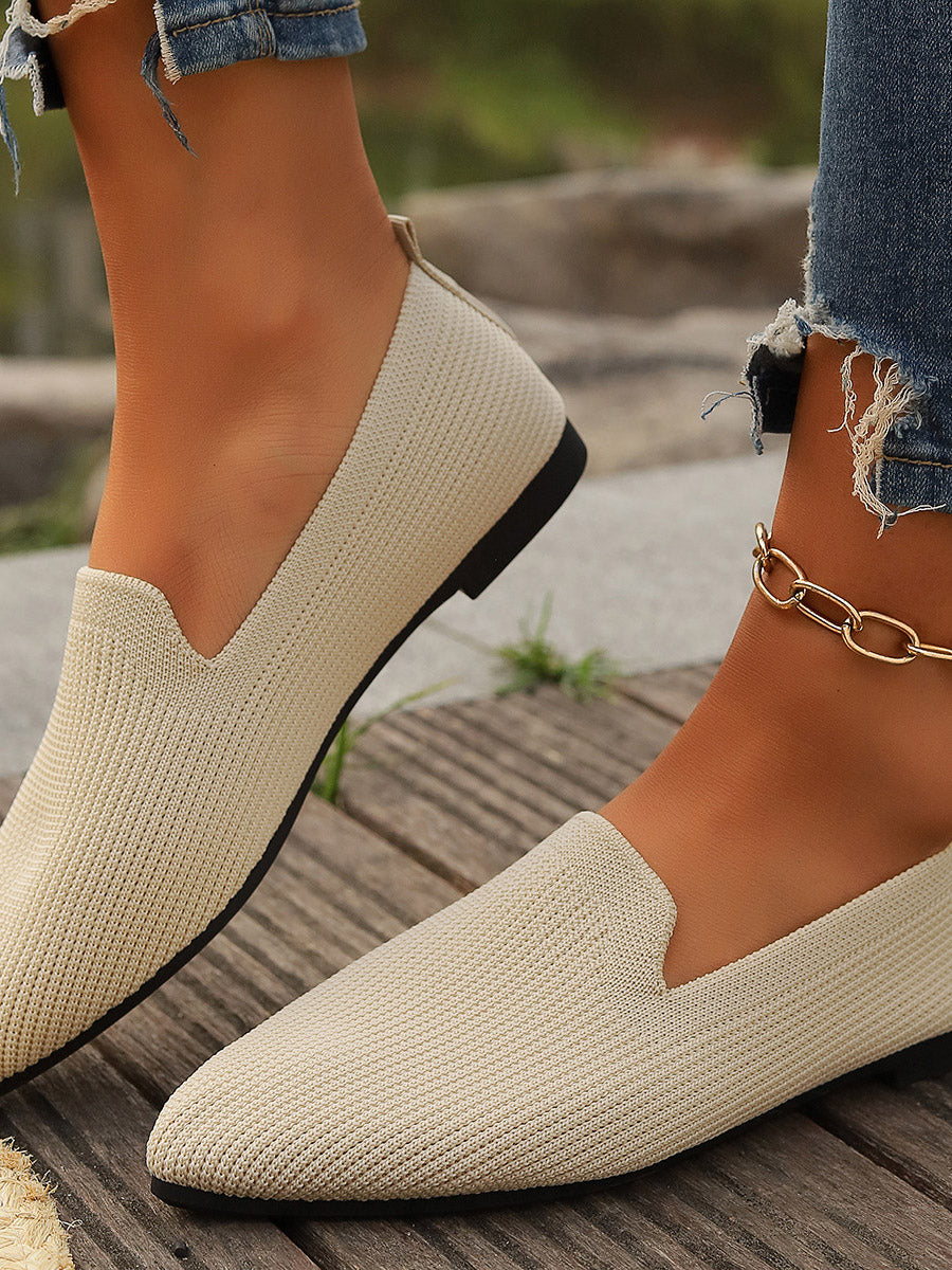 Damen-Ballerinas in einfarbigem Design, Seitenansicht beider Schuhe