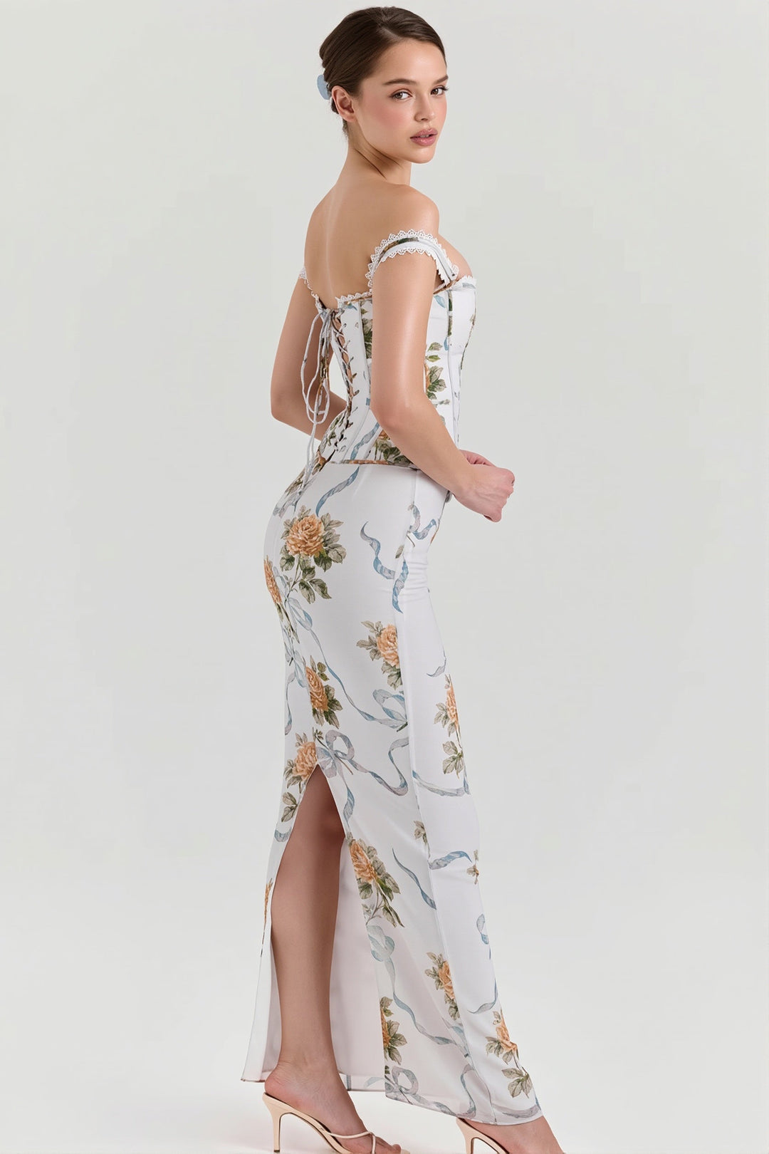 Damenkleid in Maxilänge mit floralem Print für besondere Anlässe