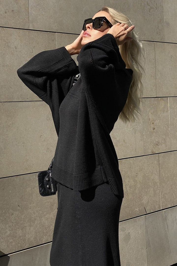 Damen-Strickset mit Pullover und passendem Midirock