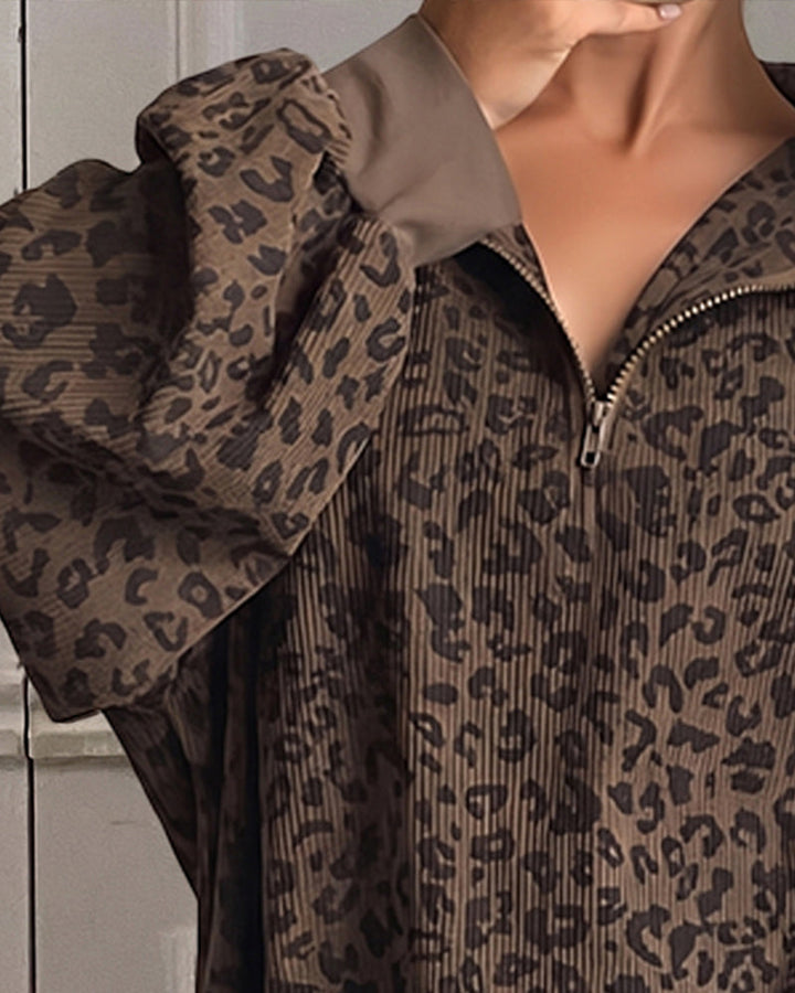 Damen-Sweatshirt mit auffälligem Leopardenprint