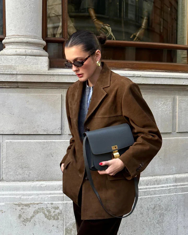 Zeitloser Wildleder-Blazer für mühelosen Stil