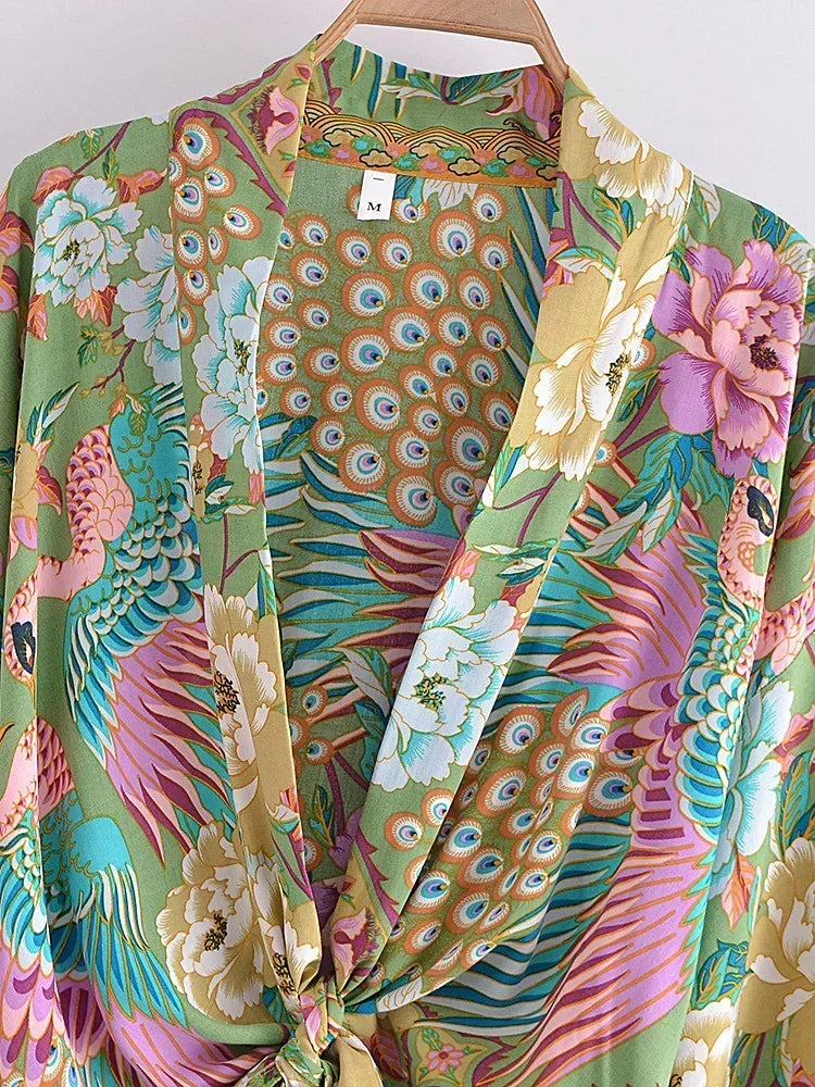 Kurzer Rayon-Blumenmuster-Kimono Strand-Cover-Up für Damen