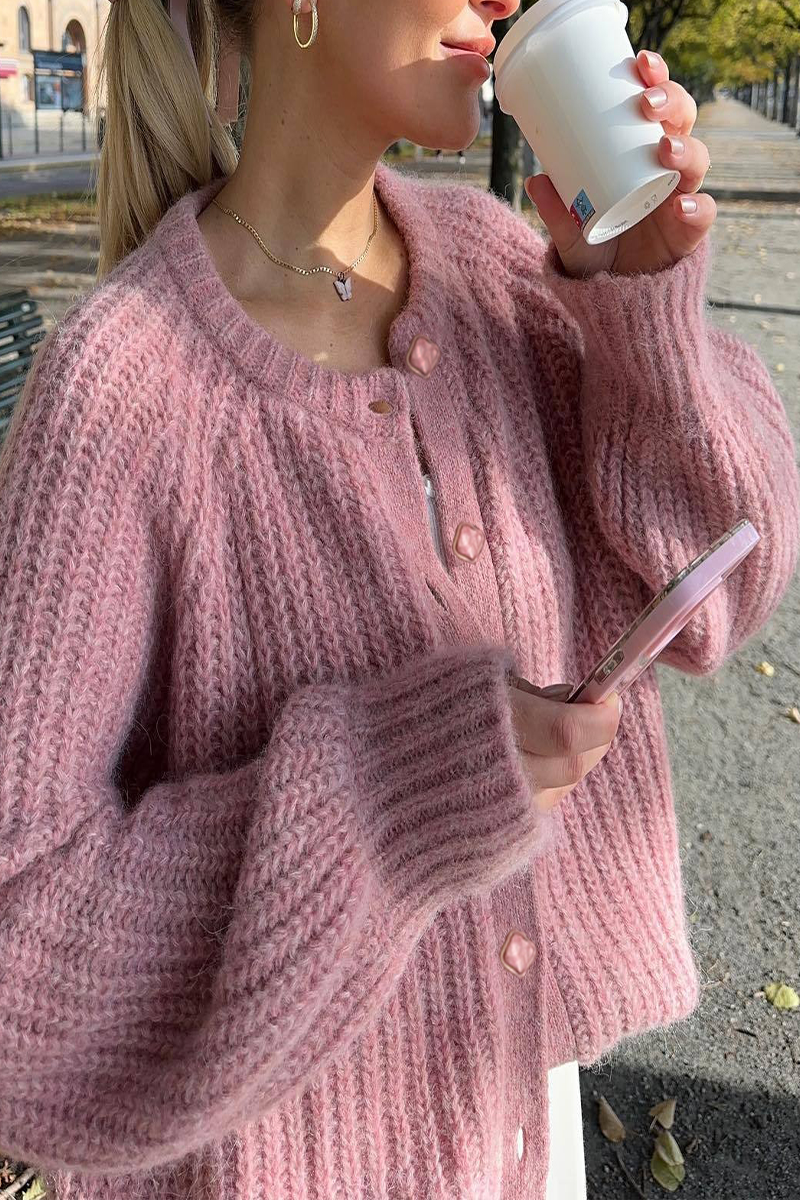 Lässiger Strickpullover mit Knöpfen und Rundhalsausschnitt Außenbekleidung