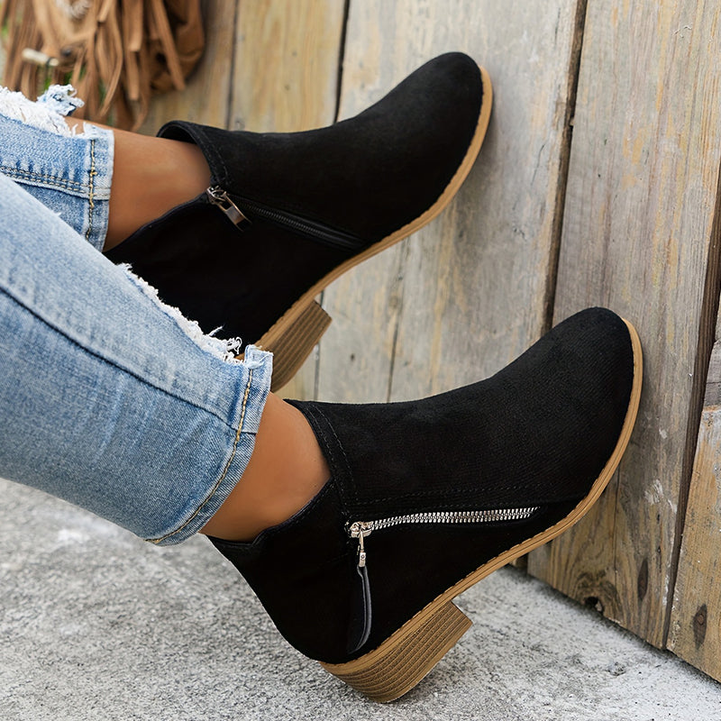 Schicke Leder-Stiefeletten für den Alltagstil