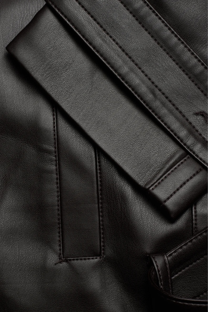 Schlanke Leichte Windjacke