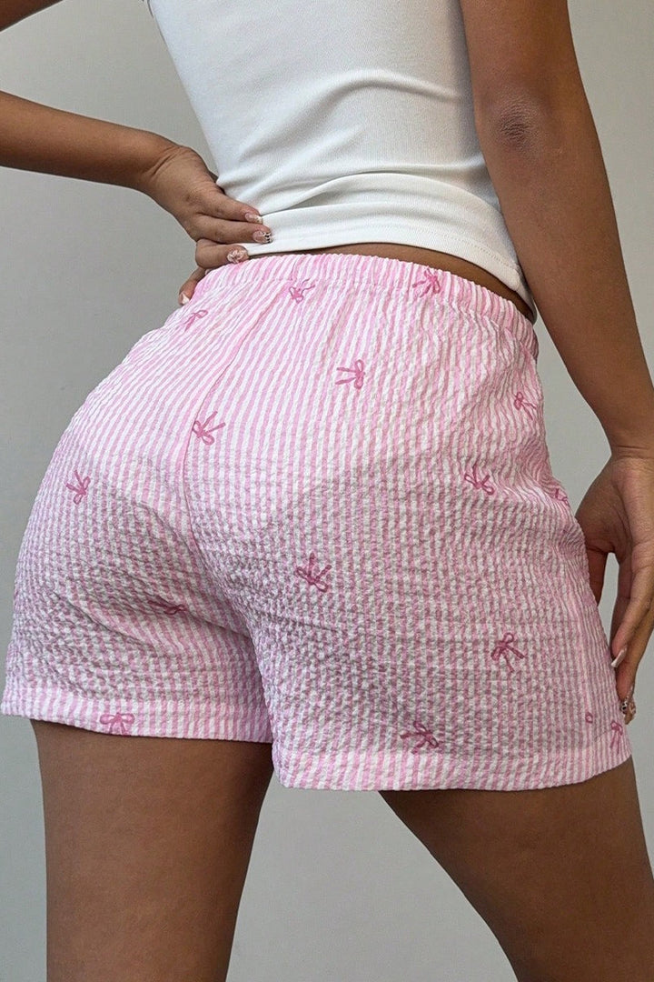 Damen Shorts mit Streifen und weitem Bein in Rosa, Seitenansicht