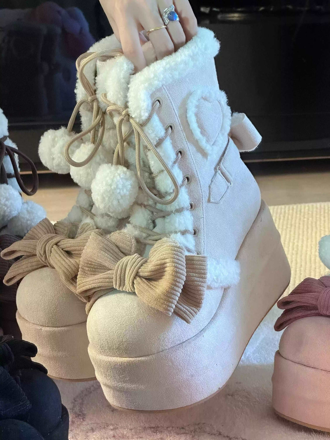 Gemütliche Winter-Schneestiefel in Rosa und Creme