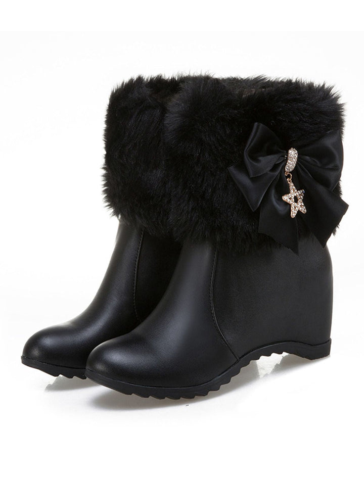 Vintage Keilabsatzstiefel aus Kunstpelz mit Schleifen- und Stern-Detail