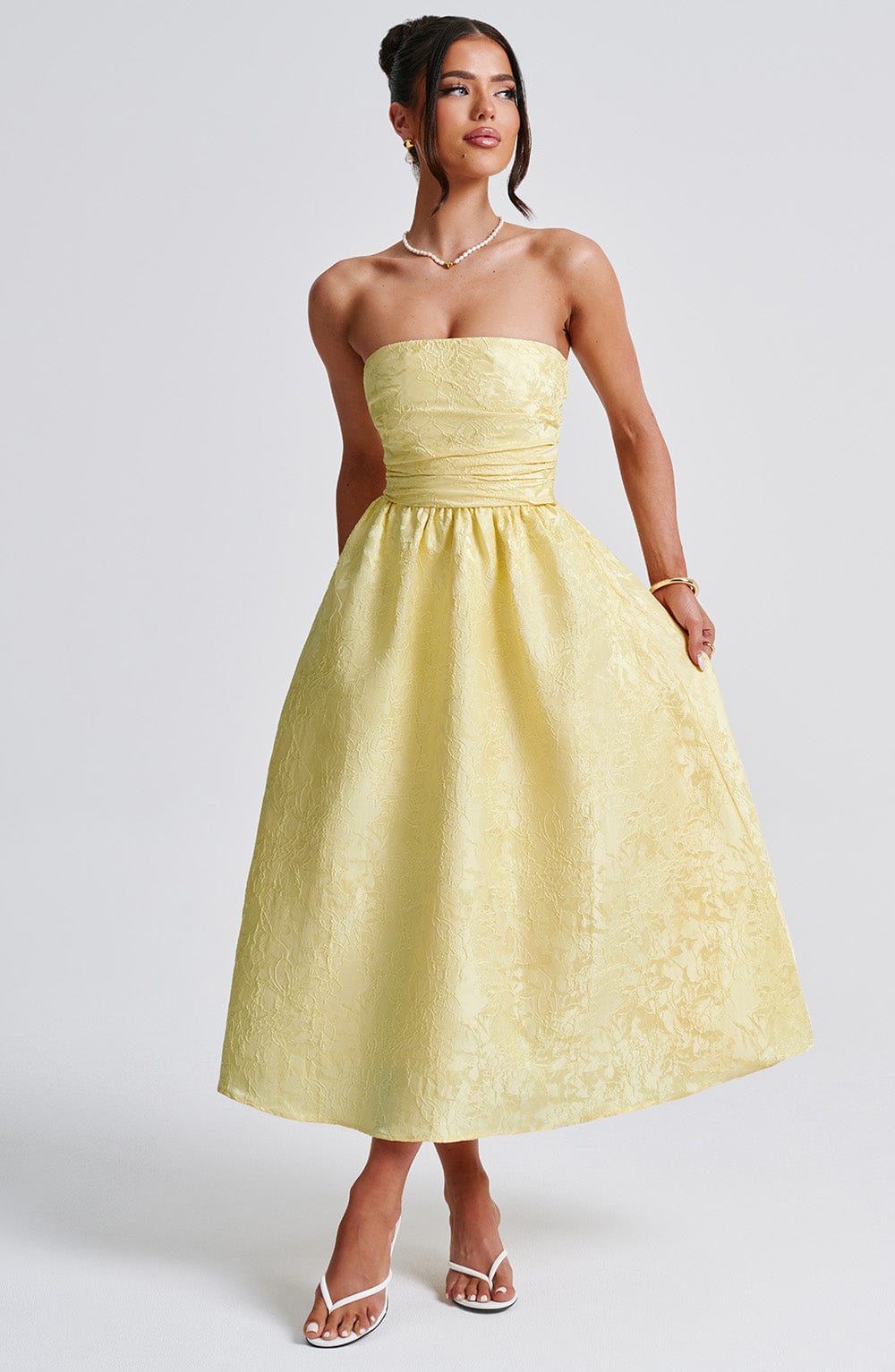 Floraler Jacquard Trägerloser Plissierter Midikleid Zitrone