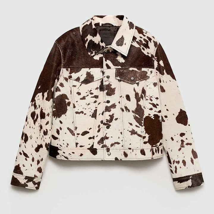 Jacke mit Kuhmuster, Reverskragen und stylischen Druckknöpfen