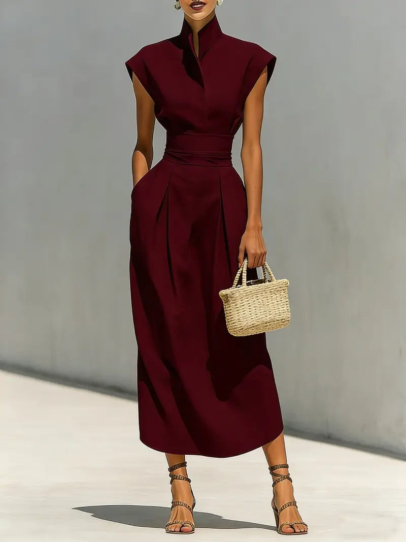 Strukturiertes asymmetrisches Midikleid