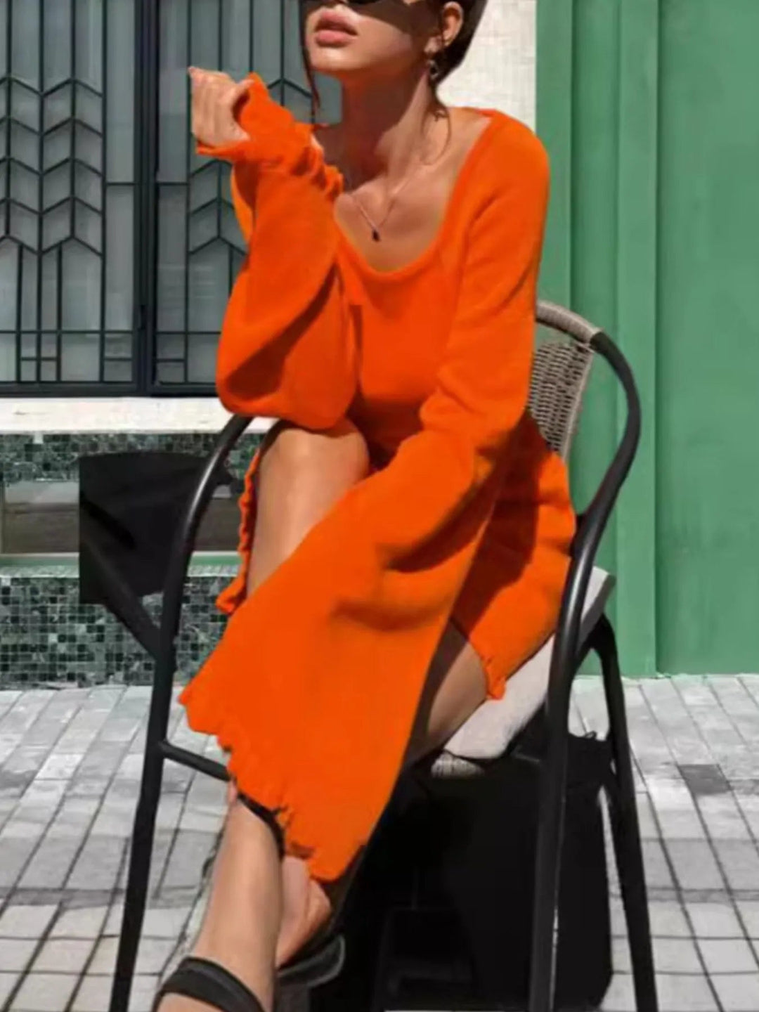 Damen Langarm Strickkleid mit Rückenausschnitt
