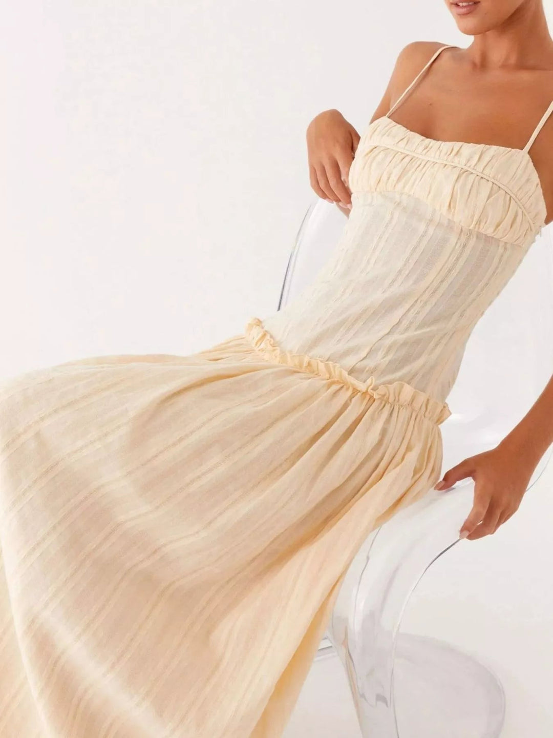 Maxikleid mit Rüschen und Gummizug, Spaghettiträger
