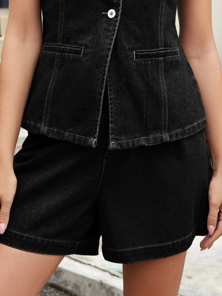 Lässiges Jeansweste- und Shorts-Set mit Knöpfen