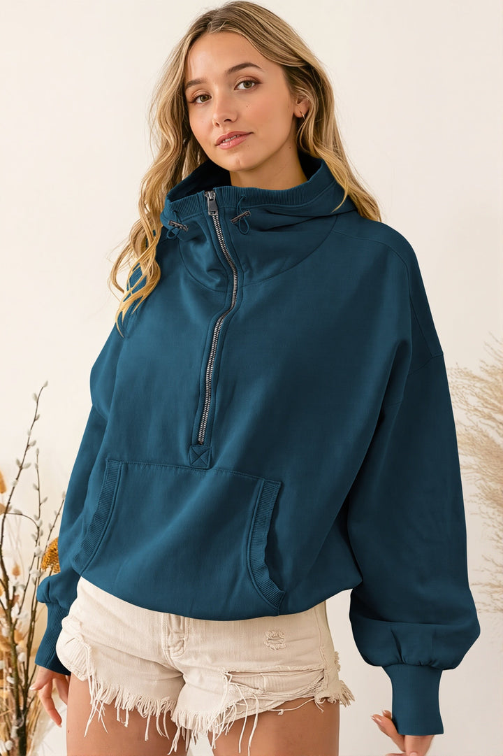 Damen-Sweatshirt mit Stehkragen und halbem Reißverschluss in der Vorderansicht