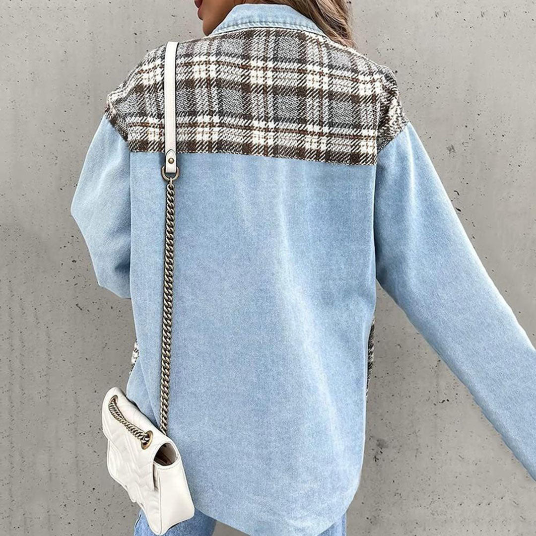 Elegante Damenjacke mit Karomuster und klassischem Kragen