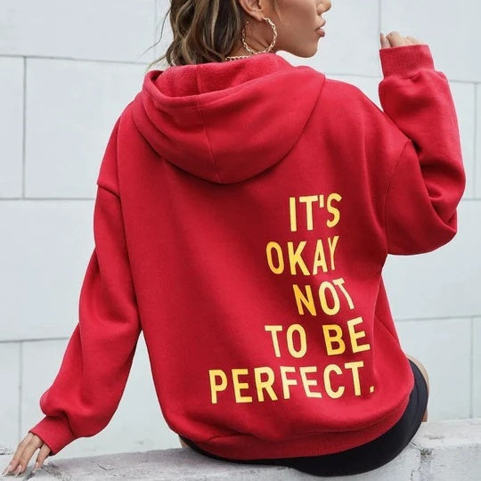Seitliche Ansicht des locker geschnittenen Damen-Hoodies