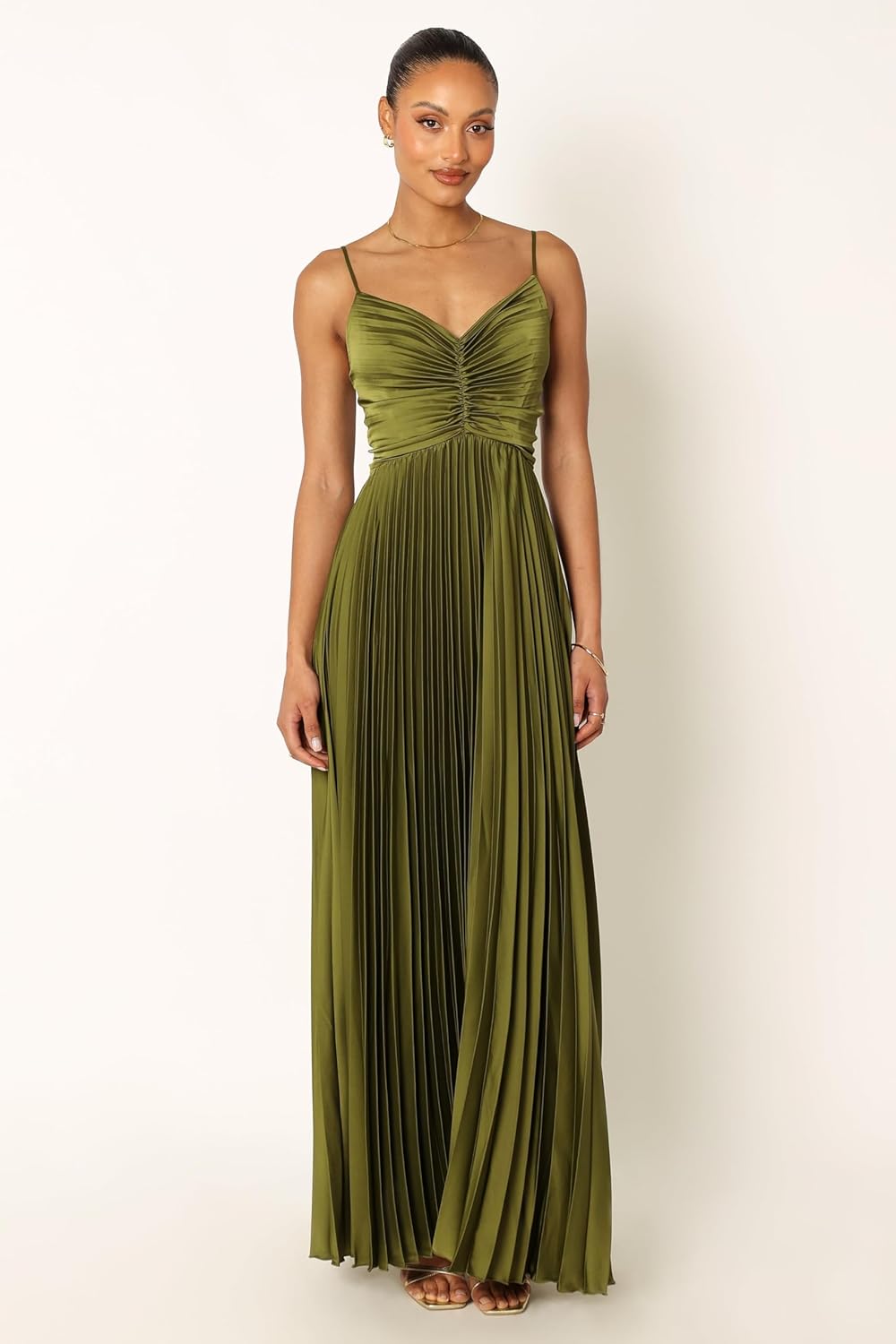Elegantes plissiertes Midikleid für Hochzeiten und besondere Anlässe