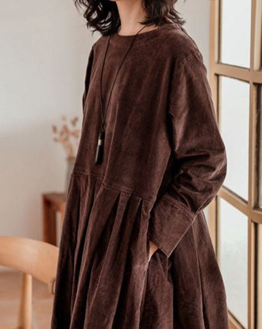 Zeitloses Cordkleid