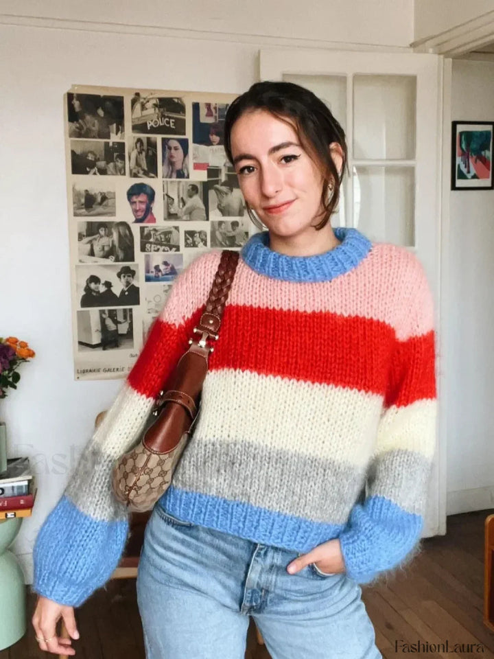 Bunter gestreifter Strickpullover für lässig schicke Looks