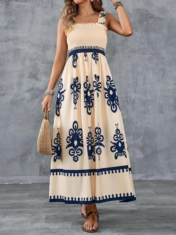 Maxikleid mit geometrischem Print und Smok-Einsatz