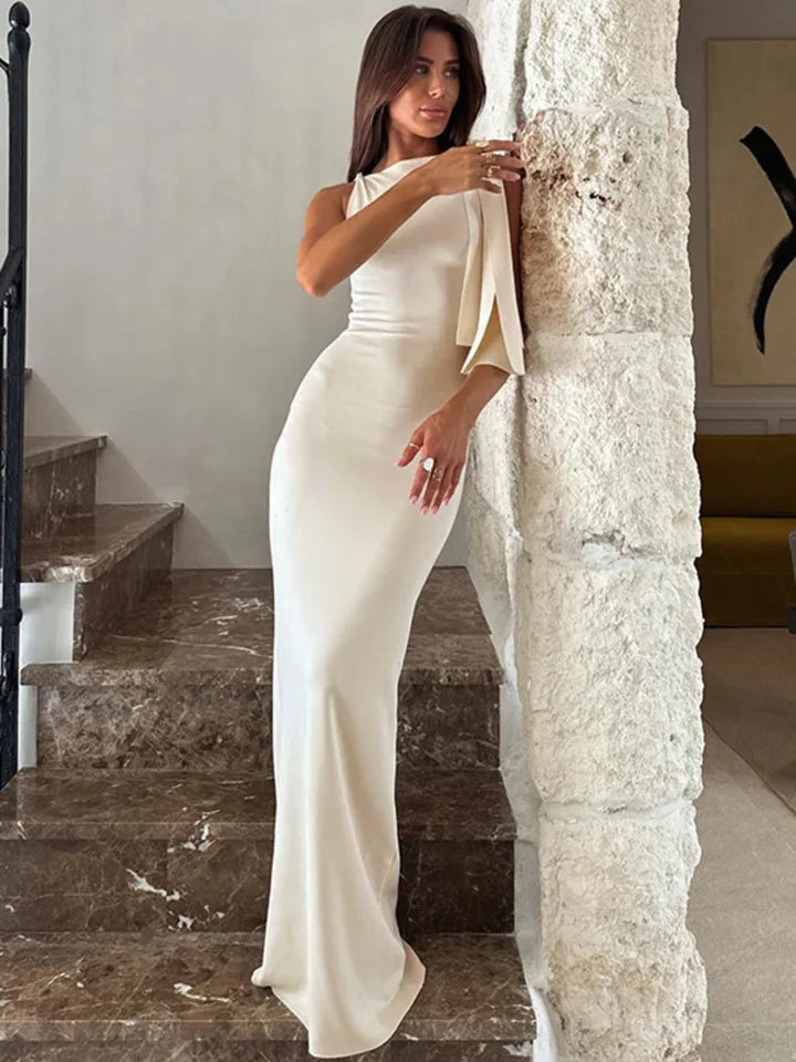 Schulterfreies Maxikleid