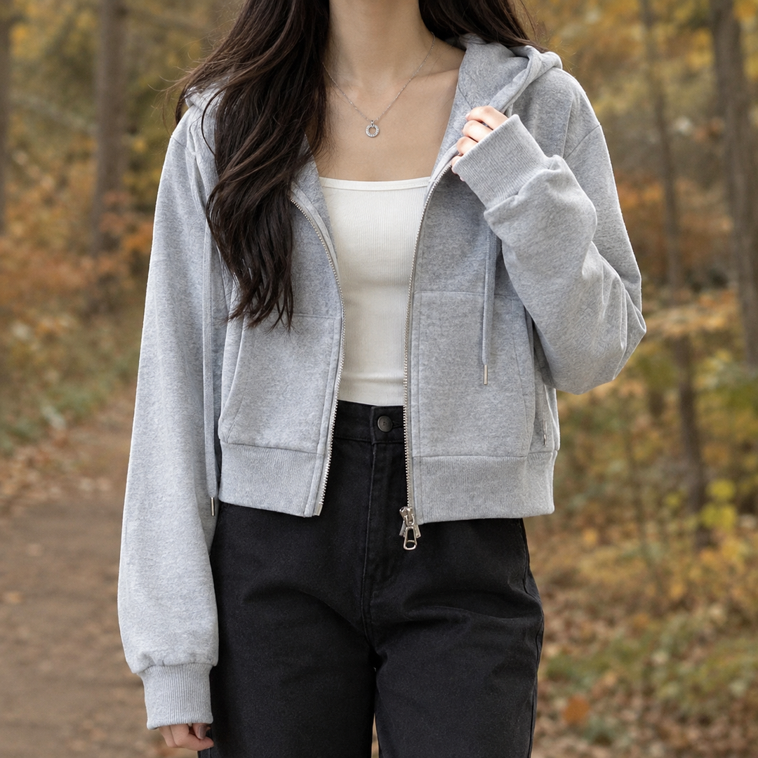 Women's Knit Sweater With Zipper And Hood
