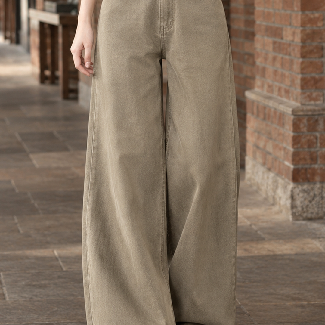 Damenjeans mit weitem Bein aus Baumwolle in einer weiteren Produktansicht